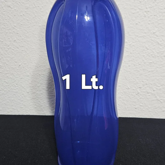 Tupperware Blue Dining Set - Picture 4 of 5